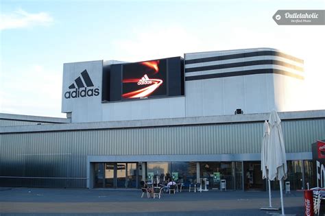 adidas herzogenaurach outlet.